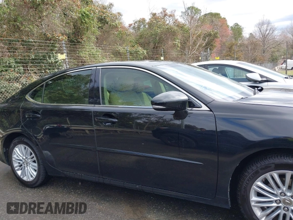 2014 Lexus ES 330 with VIN JTHBK1GG8E2149892, listed as a IAAI auction lot 41818300 with 176,656 mi miles and . Bid and sale history available at carsss.com. Image 13.