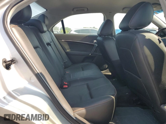 2011 Lincoln MKZ with VIN 3LNHL2GC6BR752841, listed as a Copart auction lot 59724605 with 139,321 mi miles and Salvage title. Bid and sale history available at DreamBid. Image 10.