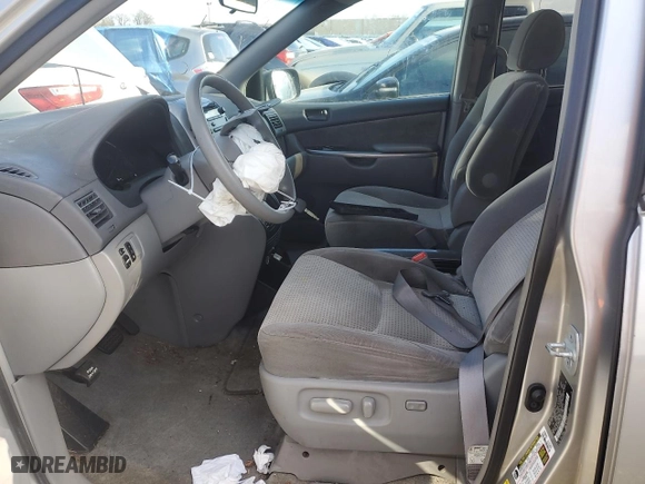 2008 Toyota Sienna CE with VIN 5TDZK23C18S142823, listed as a Copart auction lot 86792204 with 203,158 mi miles and Salvage Title. Bid and sale history available at carsss.com. Image 7.