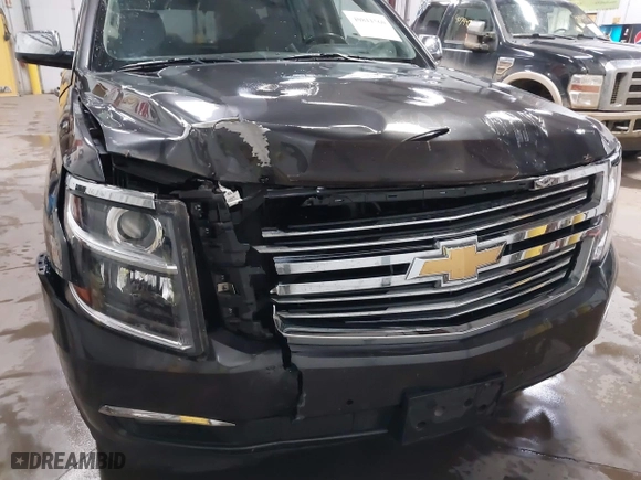 2016 Chevrolet Tahoe LTZ with VIN 1GNSKCKC7GR455033, listed as a IAAI auction lot 40811560 with 165,845 mi miles. Bid and sale history available at carsss.com. Image 6.
