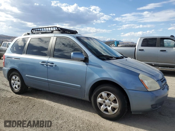 2008 Kia Sedona with VIN KNDMB133686267031, listed as a Copart auction lot 69464784 with 160,358 mi miles and Salvage Title. Bid and sale history available at carsss.com. Image 4.