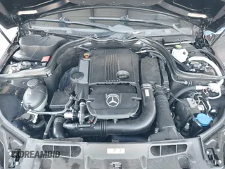 2013 Mercedes-Benz C-Class C 250 Sport with VIN WDDGF4HB8DA798585, listed as a IAAI auction lot 40421628 with 121,343 mi miles. Bid and sale history available at carsss.com. Image 10.