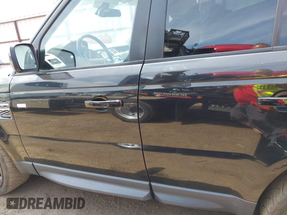 2013 Land Rover Range Rover Sport SC с VIN SALSH2E4XDA766738, выставлен на аукционе IAAI как лот 42618626 с пробегом 97 578 миль миль и . История ставок и продаж доступна на DreamBid. Изображение 14.