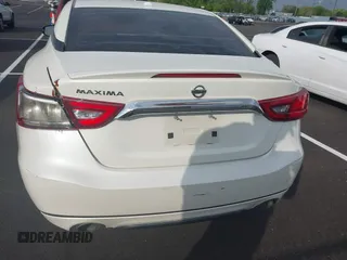2017 Nissan Maxima SV z VIN 1N4AA6AP8HC365378, wystawiony jako IAAI lot #41984258 z przebiegiem 159 267 mil mil oraz . Historia ofert i sprzedaży dostępna na DreamBid. Obrazek 16.