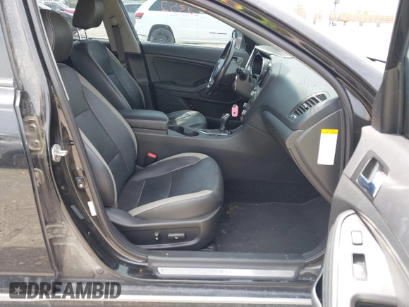 2013 Kia Optima Hybrid EX with VIN KNAGM4AD5D5055464, listed as a IAAI auction lot 42114901 with 140,652 mi miles. Bid and sale history available at carsss.com. Image 5.