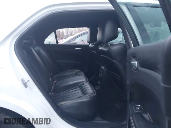 2015 Chrysler 300 with VIN 2C3CCAGG9FH876250, listed as a IAAI auction lot 41083678 with 185,657 mi miles. Bid and sale history available at carsss.com. Image 8.