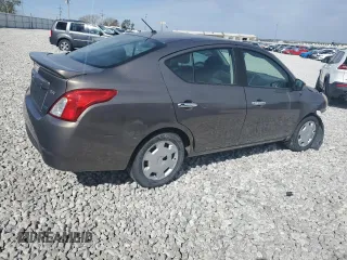 2012 Nissan Versa SV z VIN 3N1CN7AP1CL879134, wystawiony jako Copart lot #43001045 z przebiegiem 88 154 mil mil oraz Szkoda całkowita • Salvage title. Historia ofert i sprzedaży dostępna na DreamBid. Obrazek 3.