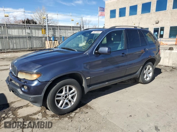 2004 BMW X5 3.0i with VIN 5UXFA13504LU42459, listed as a Copart auction lot 43819964 with 171,722 mi miles and Salvage Title. Bid and sale history available at carsss.com. Image 1.