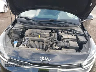 2021 Kia Rio LX with VIN 3KPA24AD3ME430657, listed as a IAAI auction lot 41903102 with 29,473 mi miles and . Bid and sale history available at DreamBid. Image 10.