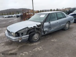 1996 Buick Park Avenue with VIN 1G4CW52K8TH609975, listed as a IAAI auction lot 41740380 with 164,919 mi miles. Bid and sale history available at carsss.com. Image 17.