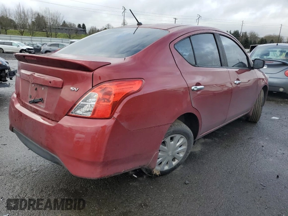 2017 Nissan Versa SV z VIN 3N1CN7AP4HK459610, wystawiony jako Copart lot #43832095 z przebiegiem 77 980 mil mil oraz Szkoda całkowita • Salvage title. Historia ofert i sprzedaży dostępna na DreamBid. Obrazek 3.