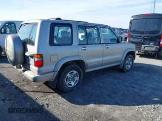 1998 Isuzu Trooper S with VIN JACDJ58X8W7912533, listed as a IAAI auction lot 41601845 with Not Provided miles and . Bid and sale history available at DreamBid. Image 4.