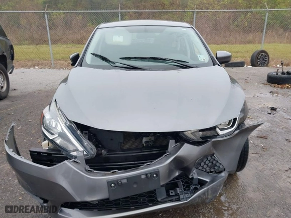 2019 Nissan Sentra SR with VIN 3N1AB7AP5KY262076, listed as a IAAI auction lot 41185175 with 98,834 mi miles. Bid and sale history available at carsss.com. Image 12.