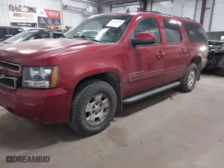 2013 Chevrolet Suburban LT with VIN 1GNSKJE76DR222890, listed as a IAAI auction lot 41698835 with 288,835 mi miles. Bid and sale history available at carsss.com. Image 23.