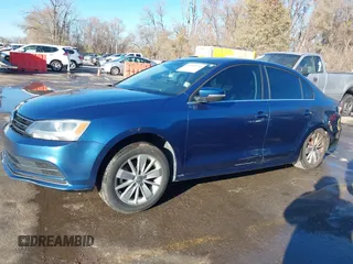 2015 Volkswagen Jetta SE with VIN 3VWD07AJ2FM257987, listed as a IAAI auction lot 41009826 with 112,213 mi miles and . Bid and sale history available at DreamBid. Image 14.