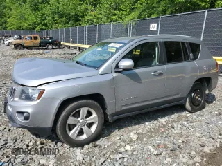 2017 Jeep Compass High Altitude with VIN 1C4NJDEBXHD191404, listed as a Copart auction lot 57209015 with 60,532 mi miles and Salvage title. Bid and sale history available at DreamBid. Image 1.