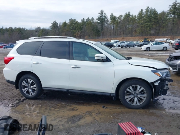 2017 Nissan Pathfinder SV with VIN 5N1DR2MM2HC633380, listed as a IAAI auction lot 41710351 with 90,602 mi miles. Bid and sale history available at carsss.com. Image 14.