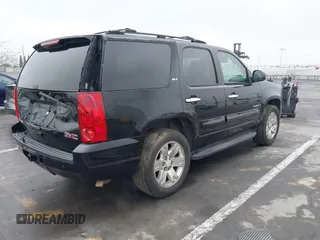2007 GMC Yukon SLT with VIN 1GKFC13J77R186481, listed as a IAAI auction lot 41923608 with 1 mi miles. Bid and sale history available at carsss.com. Image 4.