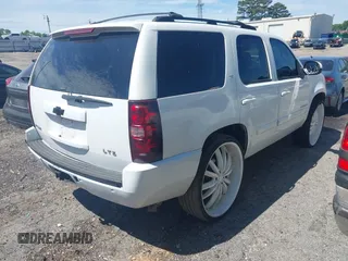 2007 Chevrolet Tahoe LT z VIN 1GNFC13J87J132303, wystawiony jako IAAI lot #42162969 z przebiegiem Nie podano mil oraz . Historia ofert i sprzedaży dostępna na DreamBid. Obrazek 4.
