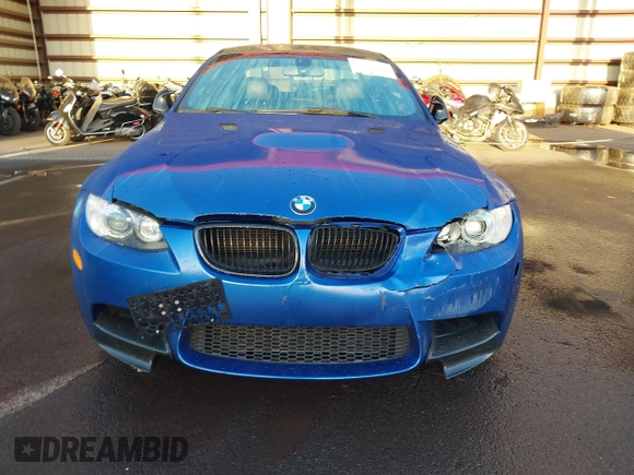 2013 BMW M3 z VIN WBSKG9C50DJ594307, wystawiony jako IAAI lot #41702669 z przebiegiem 80 609 mil mil oraz . Historia ofert i sprzedaży dostępna na DreamBid. Obrazek 12.