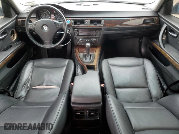 2008 BMW 3 Series 328i with VIN WBAVA33538K054935, listed as a Copart auction lot 60644785 with 308,200 mi miles and Salvage title. Bid and sale history available at DreamBid. Image 8.