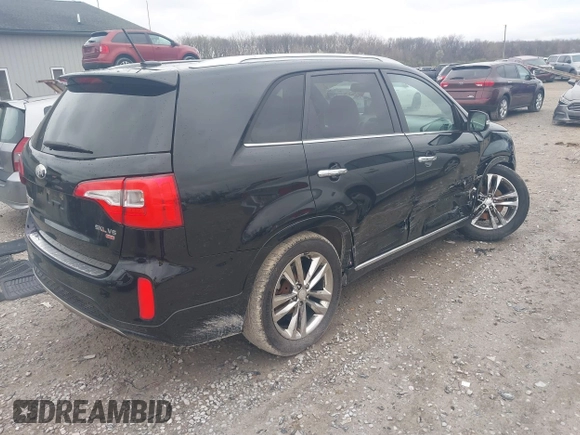 2014 Kia Sorento SX with VIN 5XYKW4A76EG549679, listed as a IAAI auction lot 41916294 with 146,566 mi miles. Bid and sale history available at carsss.com. Image 4.