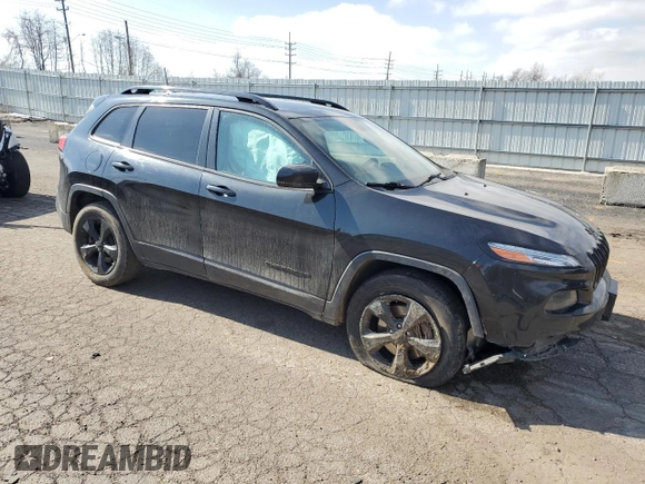 2016 Jeep Cherokee Altitude z VIN 1C4PJMCB2GW226239, wystawiony jako Copart lot #49148514 z przebiegiem 167 098 mil mil oraz Szkoda całkowita • Salvage title. Historia ofert i sprzedaży dostępna na DreamBid. Obrazek 4.