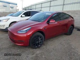 2024 Tesla Model Y Long Range z VIN 7SAYGDEE4RA240502, wystawiony jako Copart lot #48730435 z przebiegiem 16 041 mil mil oraz Szkoda całkowita • Salvage title. Historia ofert i sprzedaży dostępna na DreamBid. Obrazek 1.