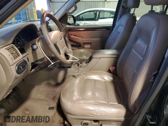2005 Ford Explorer Limited z VIN 1FMDU75W85UB75412, wystawiony jako Copart lot #85510414 z przebiegiem 215 574 mil mil oraz Szkoda całkowita • Salvage title. Historia ofert i sprzedaży dostępna na DreamBid. Obrazek 7.
