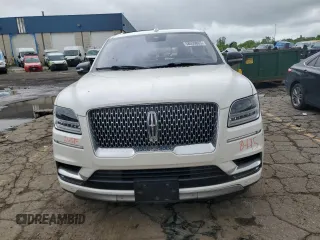 2019 Lincoln Navigator Reserve with VIN 5LMJJ2LT1KEL25094, listed as a Copart auction lot 58539865 with 63,167 mi miles and Salvage title. Bid and sale history available at DreamBid. Image 5.