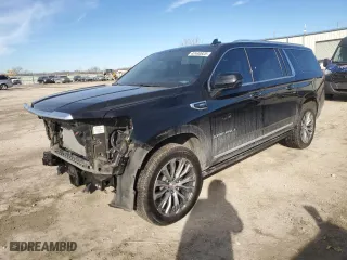 2021 GMC Yukon XL Denali with VIN 1GKS2JKL6MR384923, listed as a Copart auction lot 42440825 with 56,984 mi miles and Salvage Title. Bid and sale history available at carsss.com. Image 1.