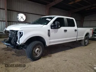 2020 Ford Super Duty F-250 SRW XL with VIN 1FT7W2B67LED08302, listed as a Copart auction lot 88452485 with 32,509 mi miles and Salvage Title. Bid and sale history available at carsss.com. Image 1.