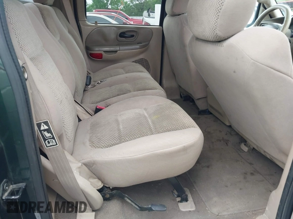 2002 Ford F-150 XLT with VIN 1FTRW07L82KB04538, listed as a IAAI auction lot 42104767 with Not Provided miles and . Bid and sale history available at DreamBid. Image 8.