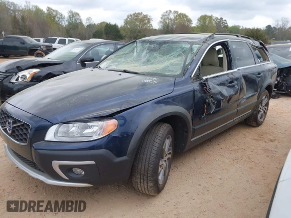 2015 Volvo XC70 T5 Drive-E Premier with VIN YV440MBK7F1209968, listed as a IAAI auction lot 41914571 with 69,668 mi miles and . Bid and sale history available at DreamBid. Image 17.