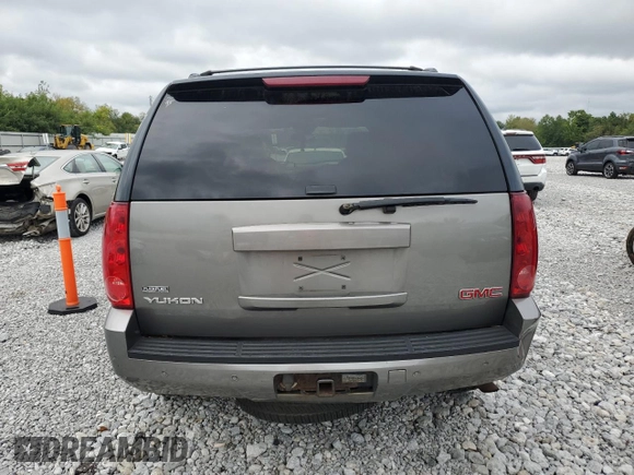 2008 GMC Yukon SLE w/3SB with VIN 1GKFK13008J146222, listed as a Copart auction lot 73406554 with 215,923 mi miles and Clean Title. Bid and sale history available at carsss.com. Image 6.
