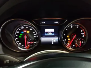 2018 Mercedes-Benz CLA 250 with VIN WDDSJ4GBXJN563958, listed as a Copart auction lot 67325973 with 52,855 mi miles and . Bid and sale history available at DreamBid. Image 9.