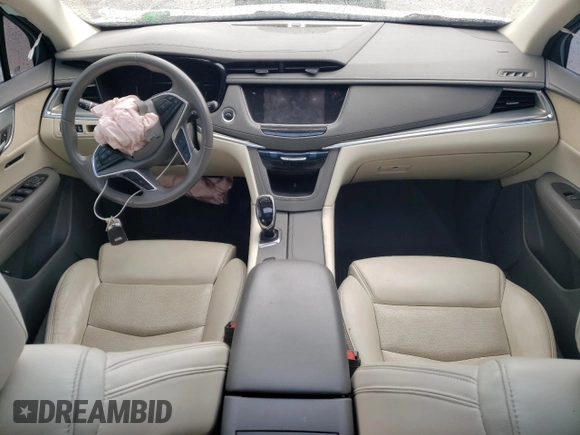 2017 Cadillac XT5 Luxury FWD with VIN 1GYKNBRS3HZ323826, listed as a Copart auction lot 58239735 with 67,416 mi miles and Salvage title. Bid and sale history available at DreamBid. Image 8.