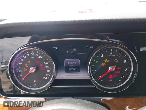2019 Mercedes-Benz E 300 with VIN WDDZF4KB3KA525715, listed as a IAAI auction lot 42296724 with 62,730 mi miles and . Bid and sale history available at DreamBid. Image 7.