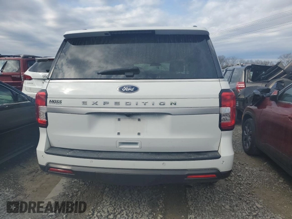 2022 Ford Expedition XL with VIN 1FMJU1FT3NEA52650, listed as a Copart auction lot 43667375 with Not provided miles and Salvage title. Bid and sale history available at DreamBid. Image 6.