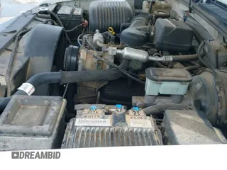 1996 Chevrolet Silverado 2500 с VIN 1GCGC29R2TE200856, выставлен на аукционе IAAI как лот 42471785 с пробегом 288 758 миль миль и . История ставок и продаж доступна на DreamBid. Изображение 22.