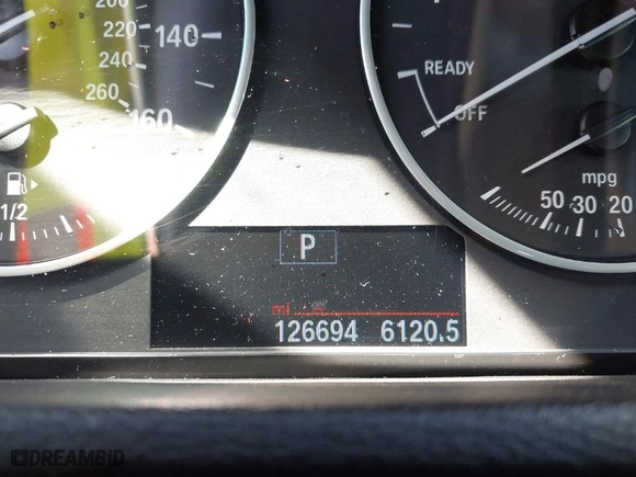2016 BMW X1 xDrive28i with VIN WBXHT3C3XGP882221, listed as a IAAI auction lot 41581170 with 126,694 mi miles. Bid and sale history available at carsss.com. Image 15.