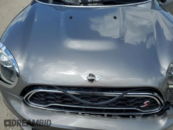 2018 MINI Countryman Cooper S with VIN WMZYT3C36J3D99260, listed as a Copart auction lot 68975224 with 39,292 mi miles and Non Repairable. Bid and sale history available at carsss.com. Image 11.