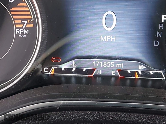 2019 Jeep Cherokee Limited with VIN 1C4PJLDB4KD346296, listed as a IAAI auction lot 41364345 with 171,855 mi miles and . Bid and sale history available at DreamBid. Image 15.