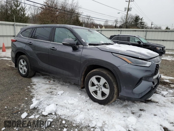 2021 Toyota Highlander L with VIN 5TDCZRBH3MS069679, listed as a Copart auction lot 44747705 with 12,060 mi miles and Salvage title. Bid and sale history available at DreamBid. Image 4.
