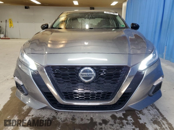 2022 Nissan Altima SR with VIN 1N4BL4CV4NN386209, listed as a Copart auction lot 54313275 with 104,632 mi miles and Salvage Title. Bid and sale history available at DreamBid. Image 5.