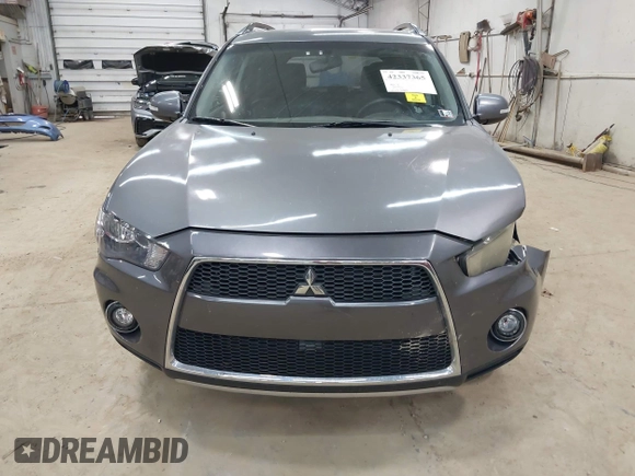 2011 Mitsubishi Outlander SE z VIN JA4JT3AWXBU007978, wystawiony jako IAAI lot #42337365 z przebiegiem 239 587 mil mil oraz . Historia ofert i sprzedaży dostępna na DreamBid. Obrazek 12.