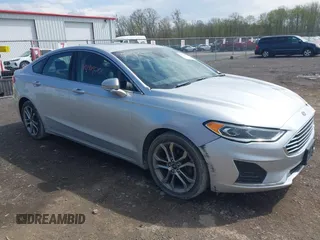 2019 Ford Fusion SEL with VIN 3FA6P0CD0KR238301, listed as a IAAI auction lot 42190970 with 109,610 mi miles and . Bid and sale history available at carsss.com. Image 1.