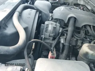 2001 Chevrolet Silverado 1500 с VIN 1GCEC19T71E281783, выставлен на аукционе IAAI как лот 42392128 с пробегом Не указан миль и . История ставок и продаж доступна на DreamBid. Изображение 12.