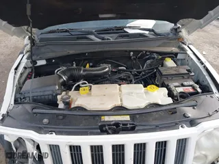 2011 Jeep Liberty Sport with VIN 1J4PP2GK5BW551564, listed as a IAAI auction lot 41126868 with 127,074 mi miles. Bid and sale history available at carsss.com. Image 10.