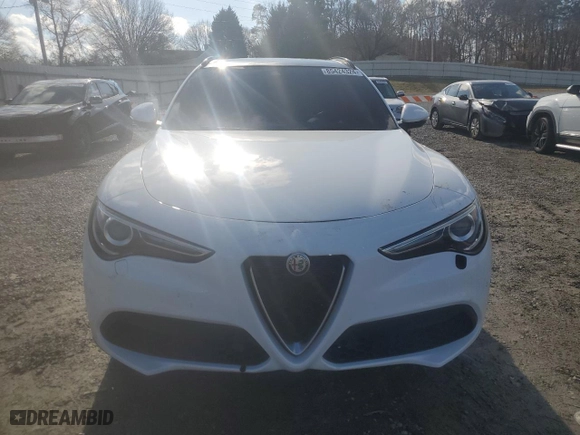 2022 Alfa Romeo Stelvio Ti with VIN ZASPAKBN8N7D29373, listed as a Copart auction lot 85424324 with 50,926 mi miles and Salvage Title. Bid and sale history available at carsss.com. Image 5.